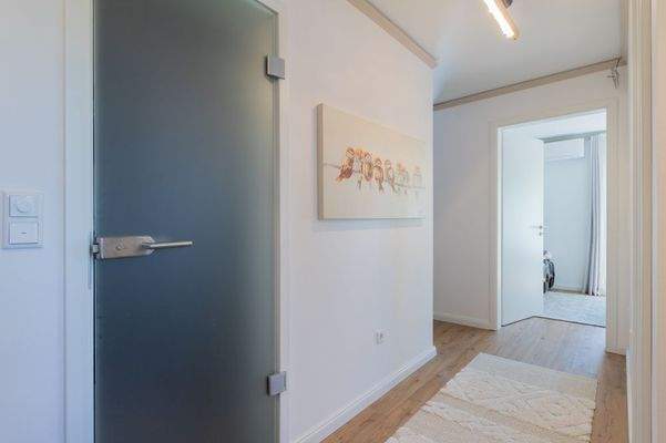 Glastür ins Badezimmer 