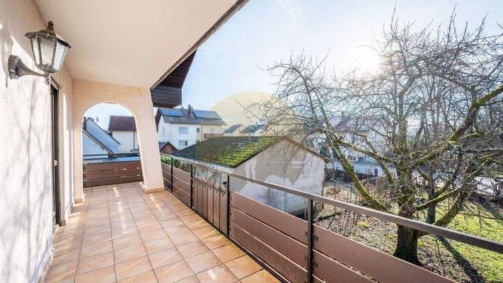 haus-rastatt-balkon-wolf-immobilien