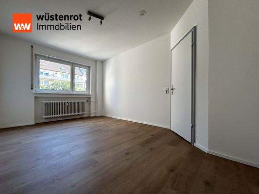 Wohn-Schlafzimmer 2: Ein Raum, in dem Ruhe selbstverständlich ist – mit Platz zum Durchatmen