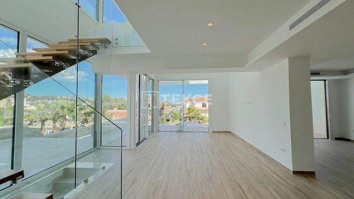 Sea Views Villa Nearby the Beach in Benissa Alicante
