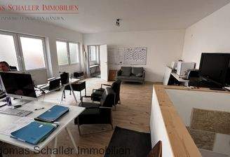 Büro im Erdgeschoss