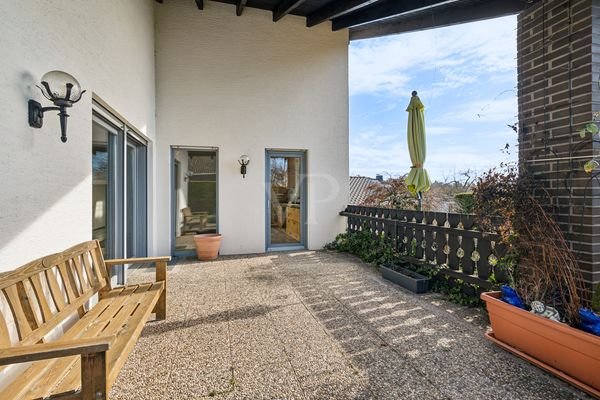 überdachte Terrasse