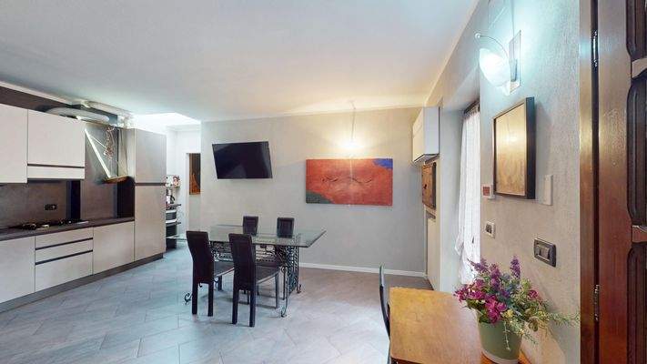 AB-073-13-Trilocale-recentemente-ristrutturato-a-M