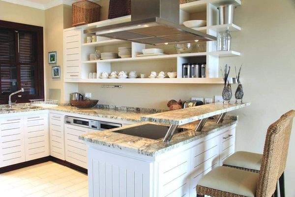 Clavis International