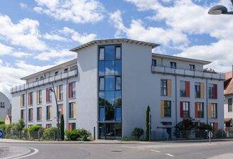 Neuwertiges Mehrfamilienhaus komplett vermietet