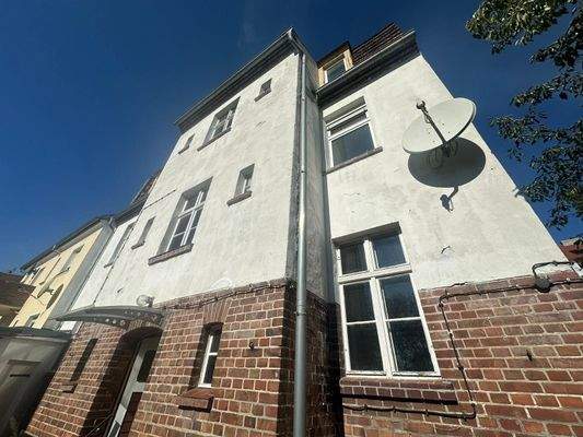 Rückansicht der Immobilie