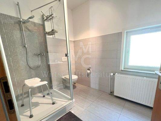 Neue Badezimmer
