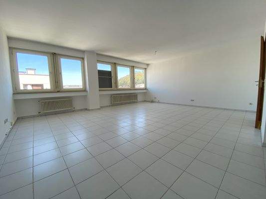 gr. Wohn-Esszimmer.jpg