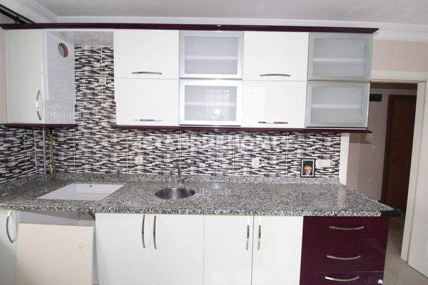 1-Bedroom Flat Near Metrobus in Esenyurt