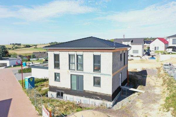 Südöstliche Ansicht mit dem Hauseingang