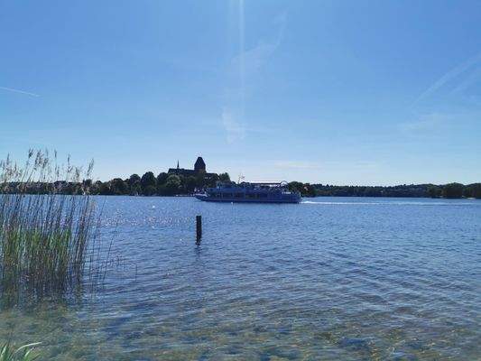 Bitte Einsteigen zur Schiffstour zum Dom 