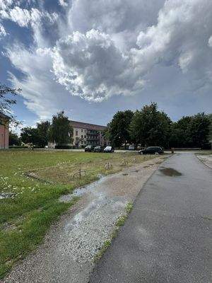 Stellplätze bei der Straße des Bergmanns 1-7 im Innenhof