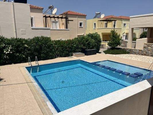 Vila-for-sale-in-Almirida-image00040.jpg