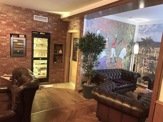 Bar mit Humidor für die besten Zigarren