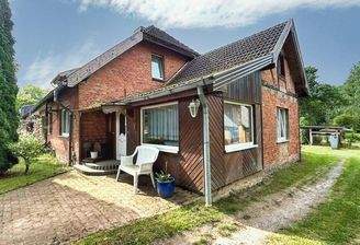 Straßenansicht des Hauses