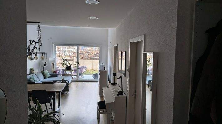 Wohnzi nach Süden eingerichtet