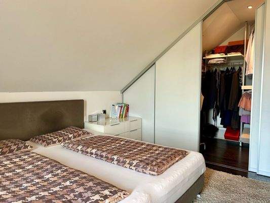 Schlafen mit begehbarer Ankleide