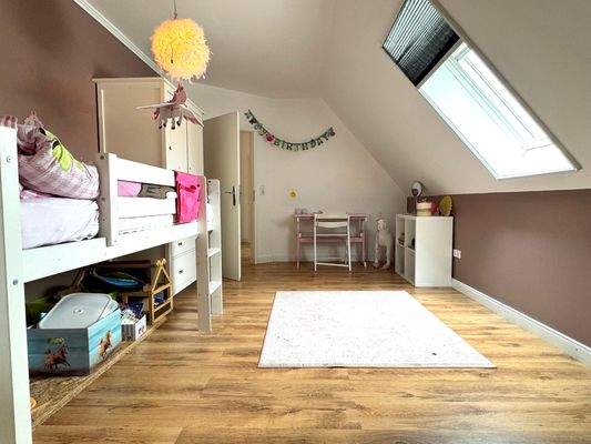 Hauptwohnung DG - Zimmer 2