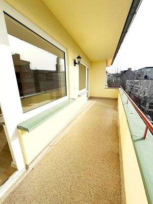 Großzügiger Balkon