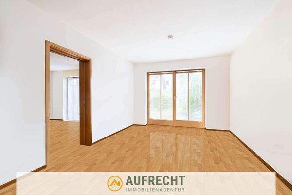 lichtdurchfluteter Wohnbereich