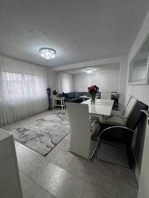 Wohnzimmer (anderer Winkel)