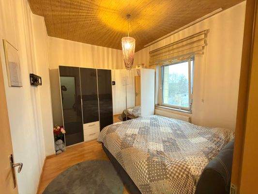 Schlafzimmer 1 im OG