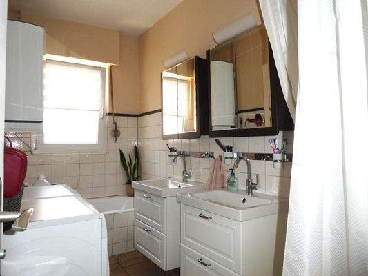 W 1. OG links Tageslichtb.