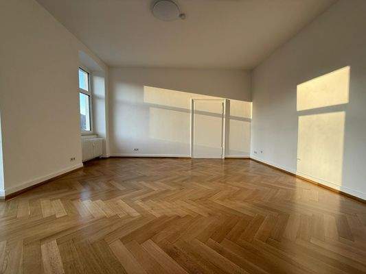 WhatsApp Image 2026-03-01 at 20.14.48 (5).jpeg