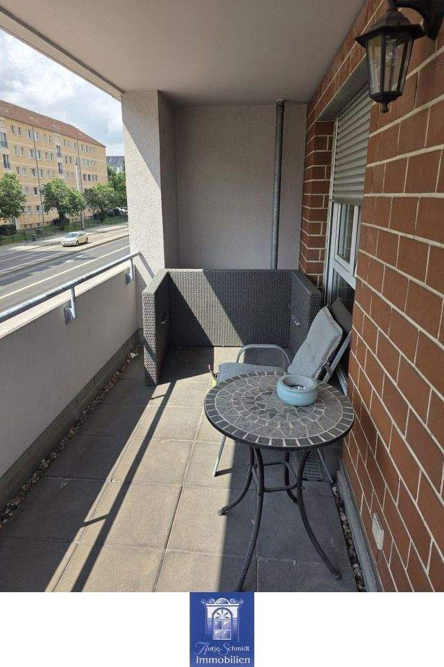 Ideale Wohnung mit Wohlfühlcharakter und großem Balkon! EBK! - Foto 3