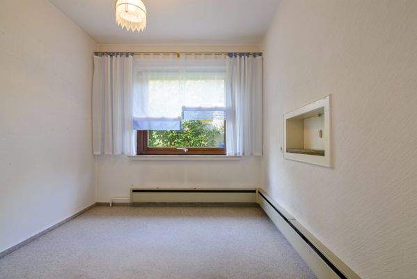 Esszimmer mit Durchreiche