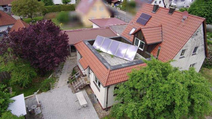 Einfamilienhaus mit Einliegerwohnung