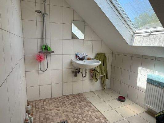 Badezimmer DG 
