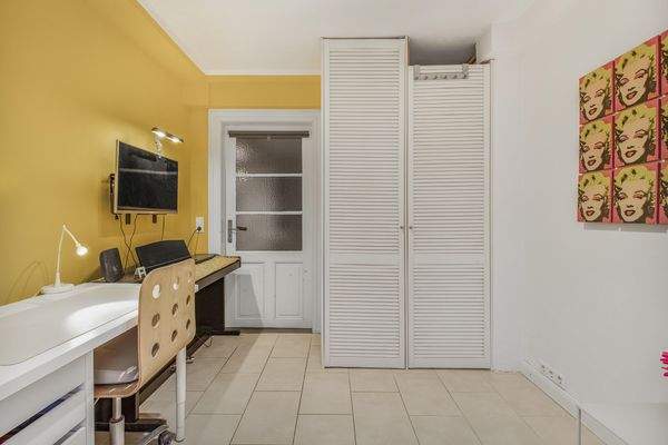 Zimmer im Souterrain