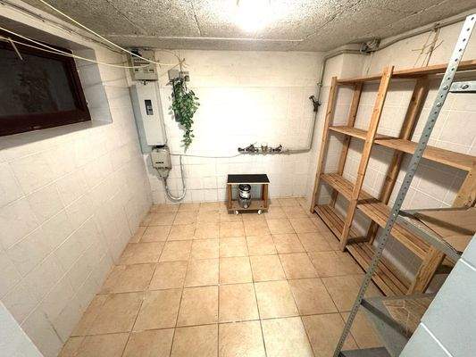 Lagerraum neben dem Waschkeller