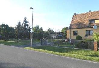 Haushälfte von Straßenseite