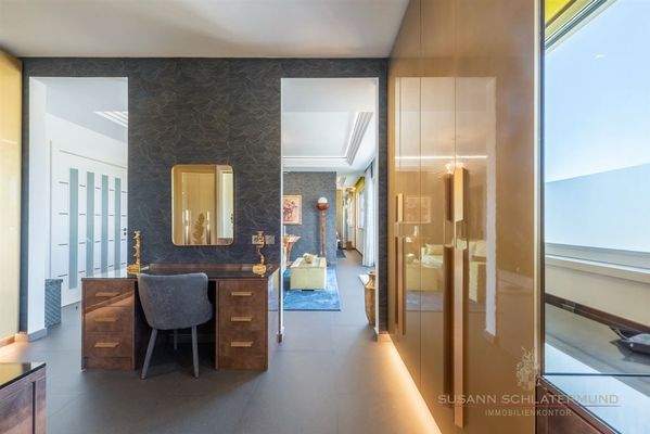 Arbeits- und Loungebereiche