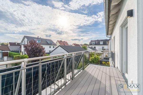 Balkon im Obergeschoss 