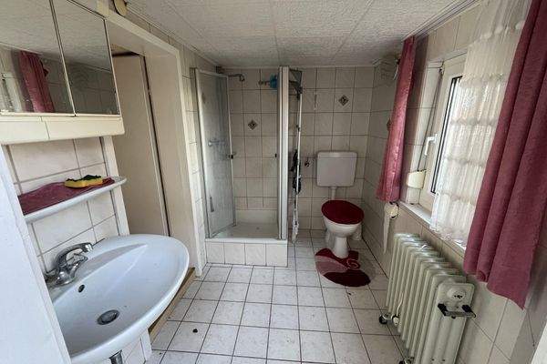 Tageslicht-Bad im EG