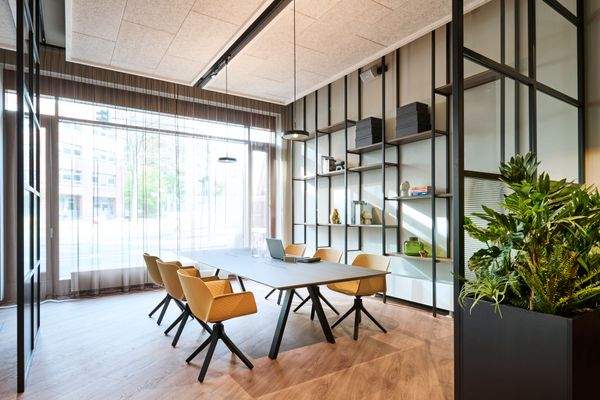 HAVENS LIVING Frankfurt - Working Area.jpg