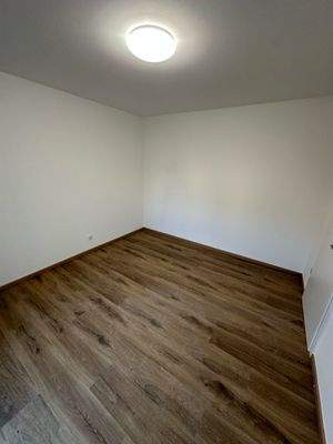 Groß (20260319_065221561_iOS).jpeg