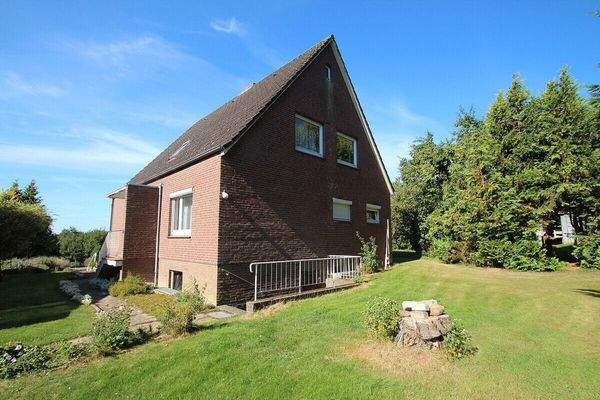 rückwärtige Hausansicht (Süd-Ost-Ausrichtung)