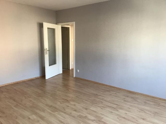 2 Zimmer Wohnung in Duisburg (Untermeiderich)