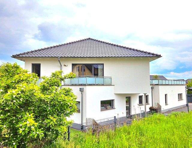 Ein-/Zweifamilienhaus in beliebter Wohnlage von Mayen Hausen