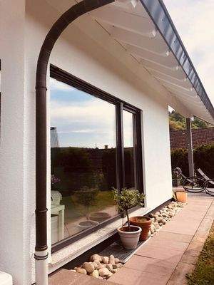 Große Fenster im EG