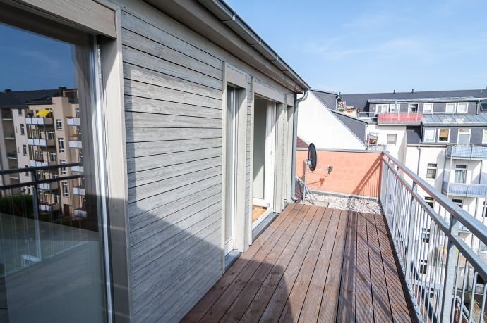 Reserviert!!!! Exklusives Wohnen im DG - Maisonettewohnung mit 2 Südterrassen!