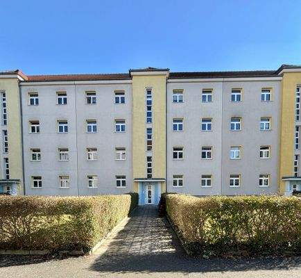 Haus Vorderansicht.jpeg