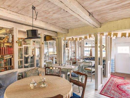 Rückwärtige Ansicht