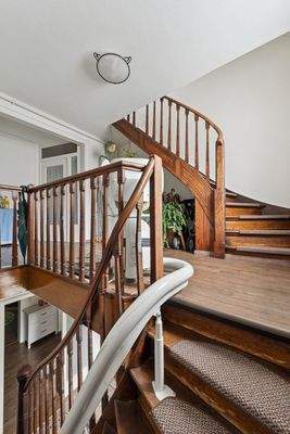 Treppenhaus zum 1.OG