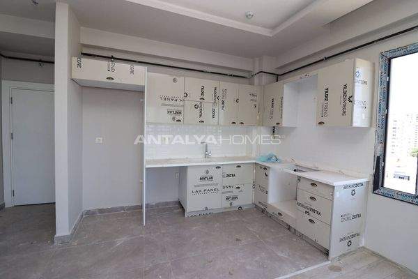 Sea View Flats Close to Amenities in Mezitli Mersin