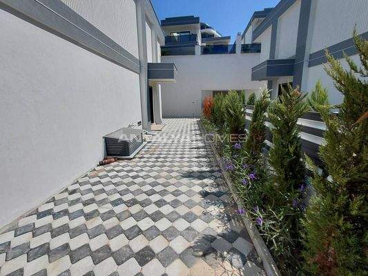 Castle and Sea View Villas with Private Pools in Alanya